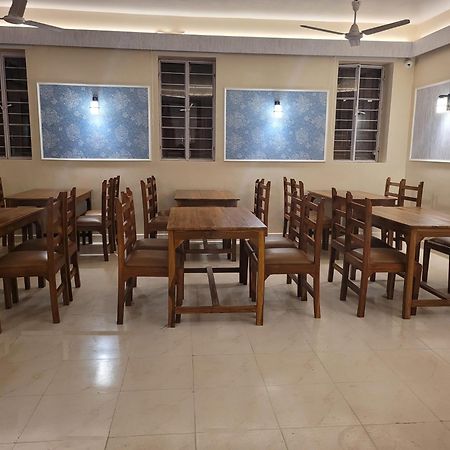 Hotel Ananda Kashi Bénarès Extérieur photo